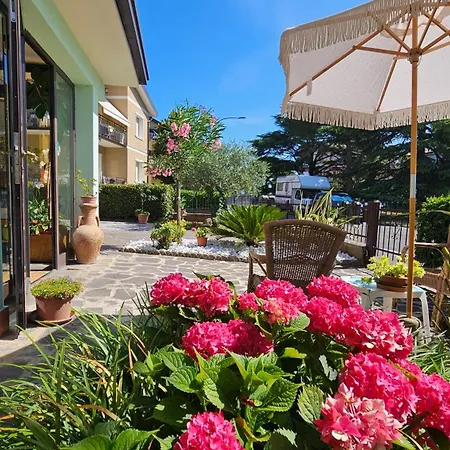 Sandra 4* Sirmione