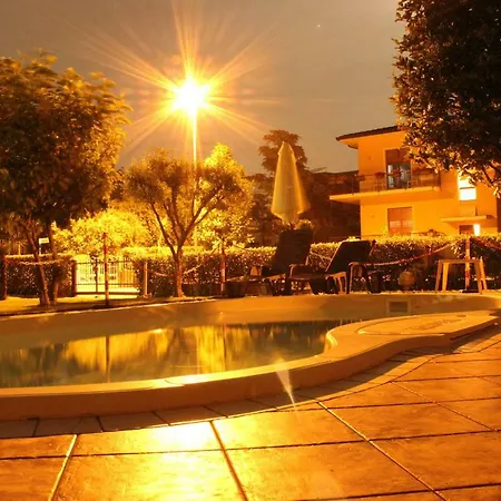 Sandra 3* Sirmione